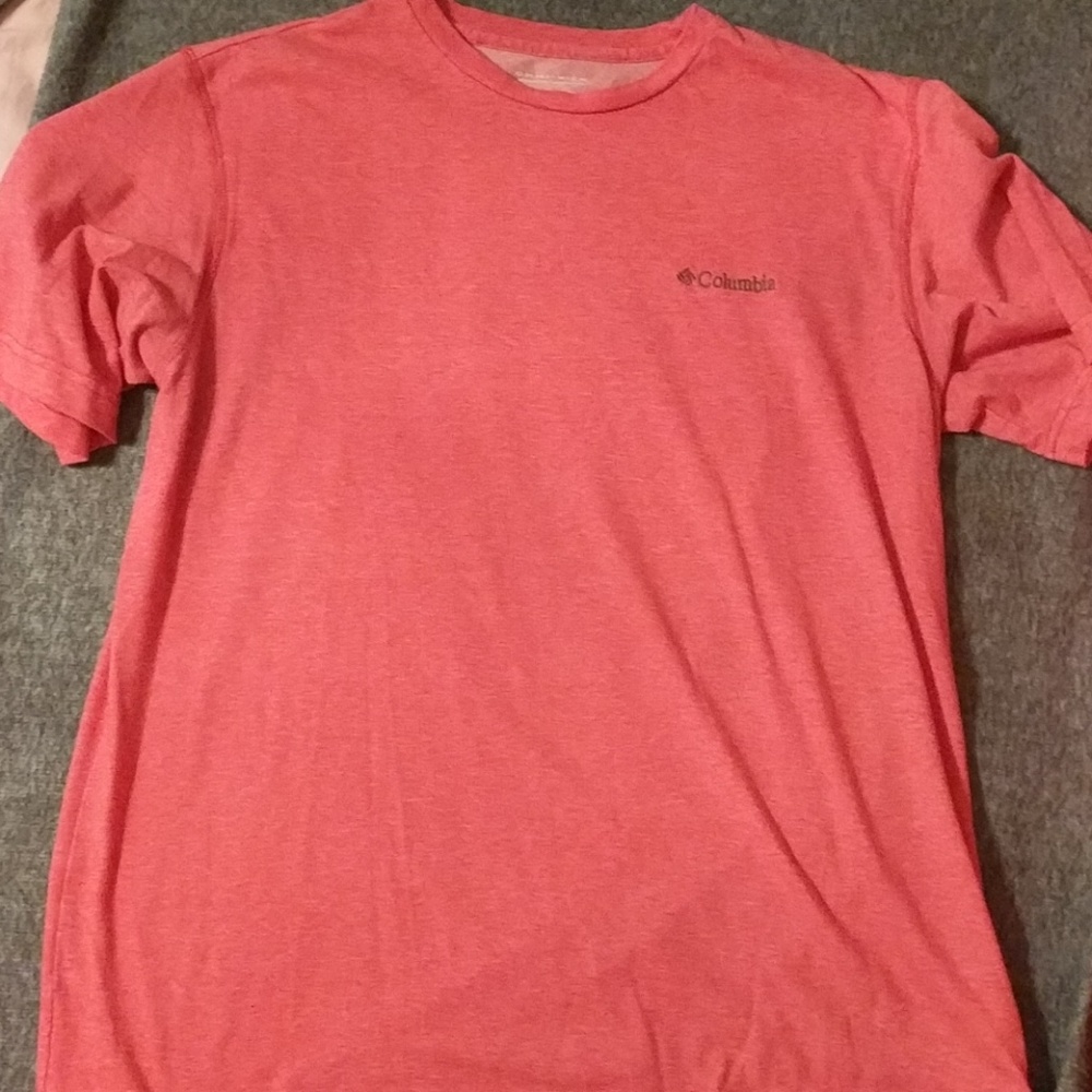 Columbia tshirt